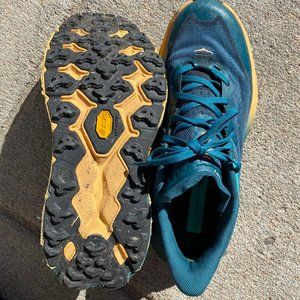 Hoka Speedgoat 5 GTX Women's Size 9B Deep Teal/Black; Used once
